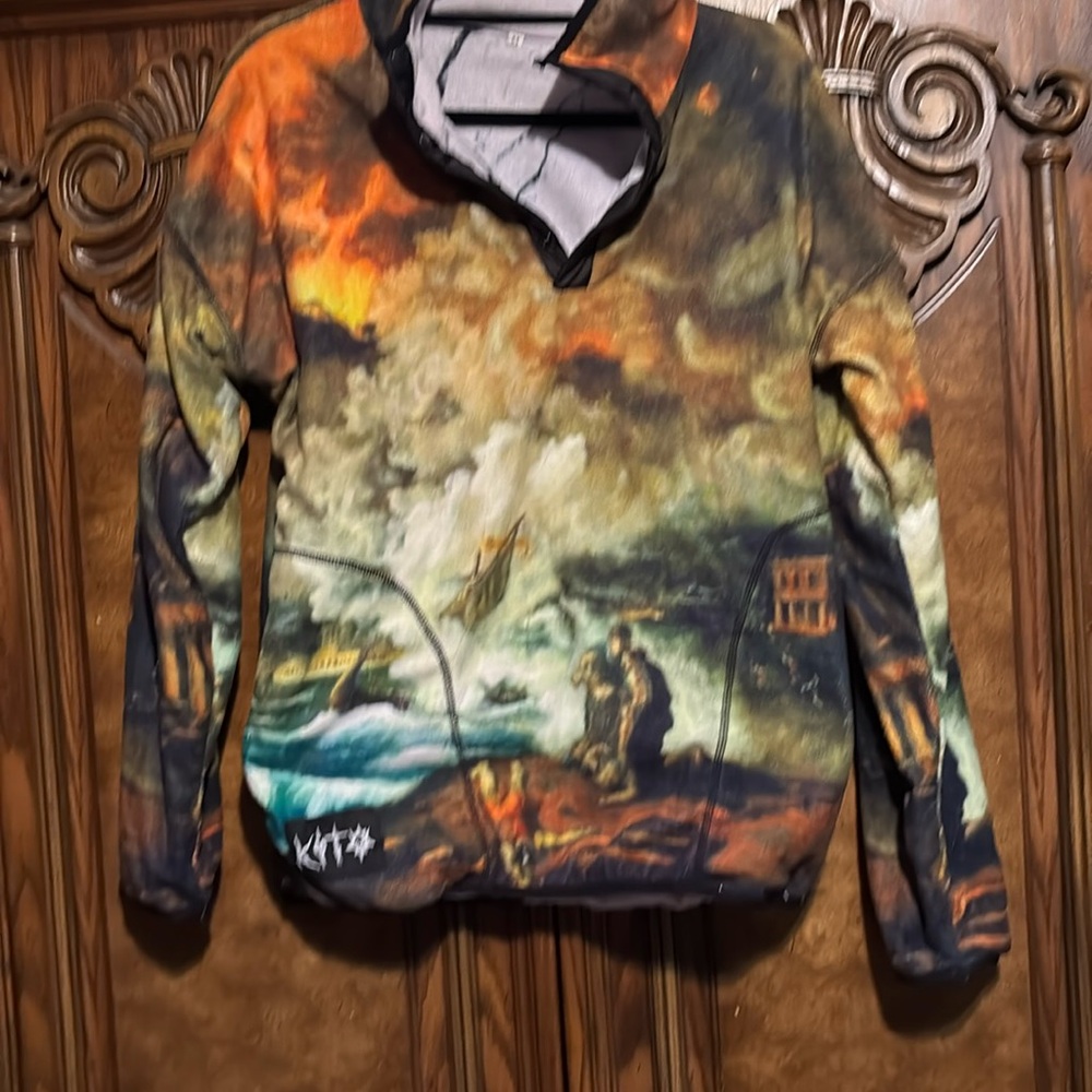 Kito reversible pullover sweatshirt